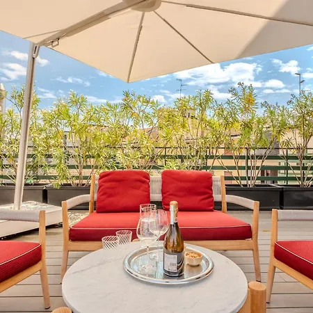 Cadamosto Art Penthouse With Terrace R&r Apartment Milan